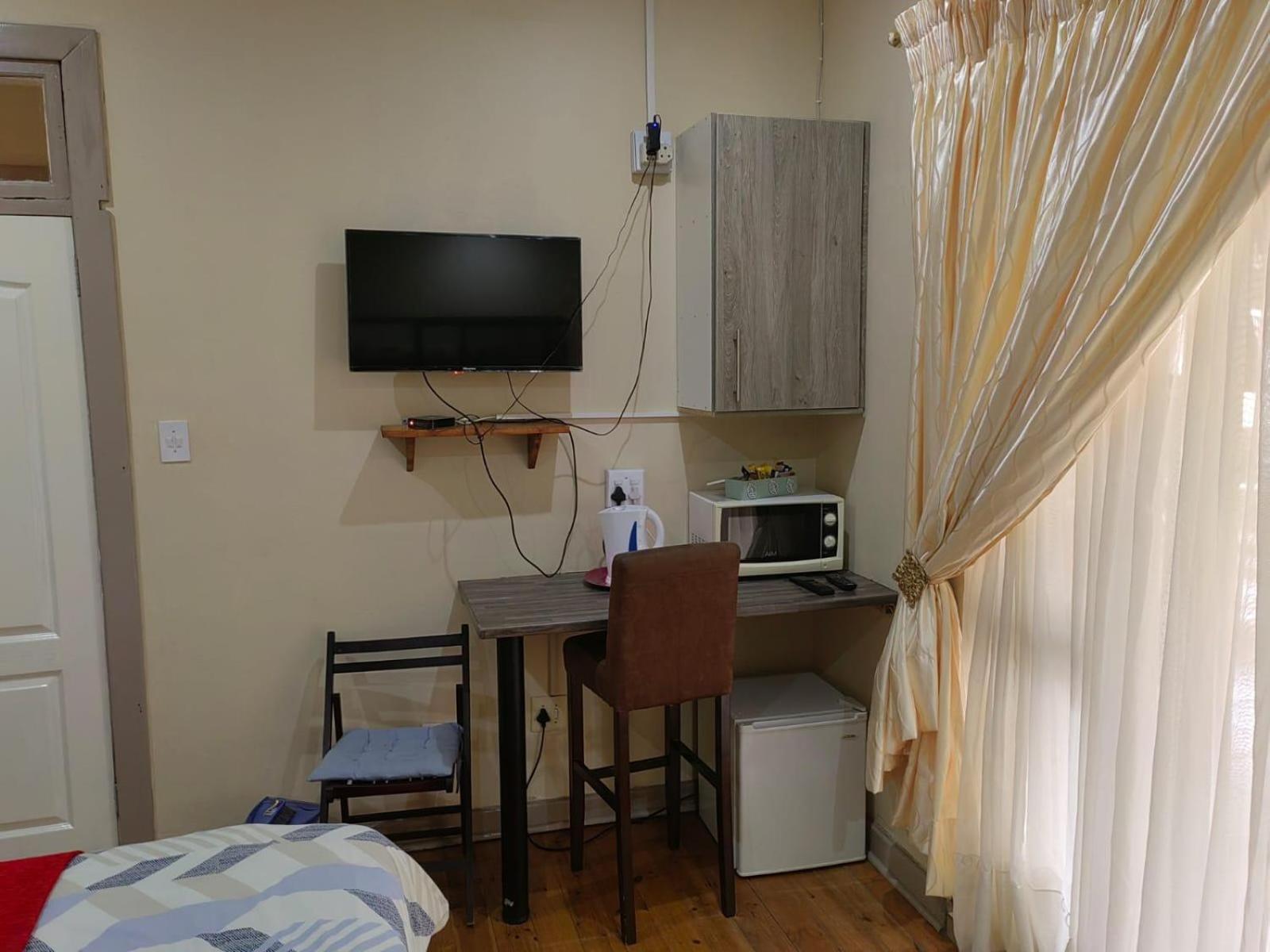 Sibahlenomhlambi Guesthouse Springs  Exteriör bild