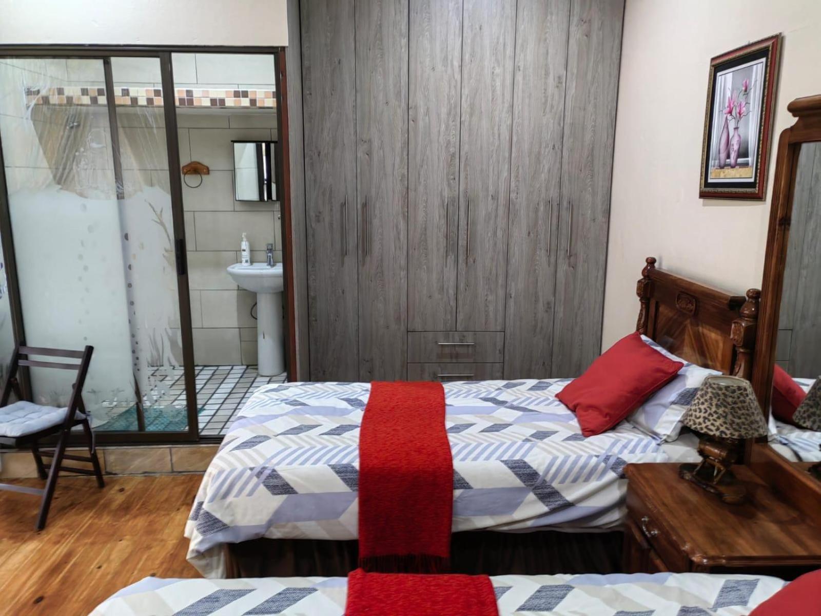 Sibahlenomhlambi Guesthouse Springs  Exteriör bild