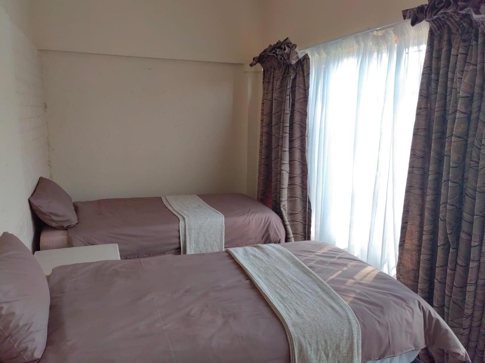 Sibahlenomhlambi Guesthouse Springs  Exteriör bild