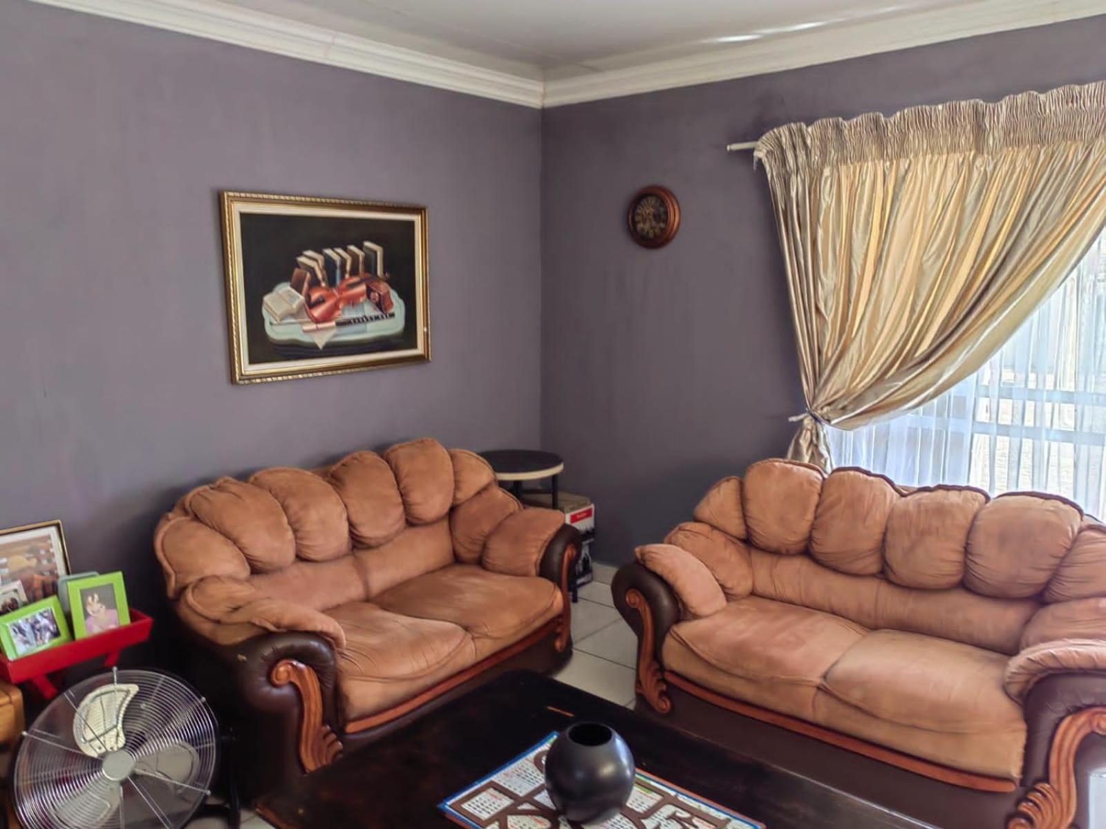 Sibahlenomhlambi Guesthouse Springs  Rum bild