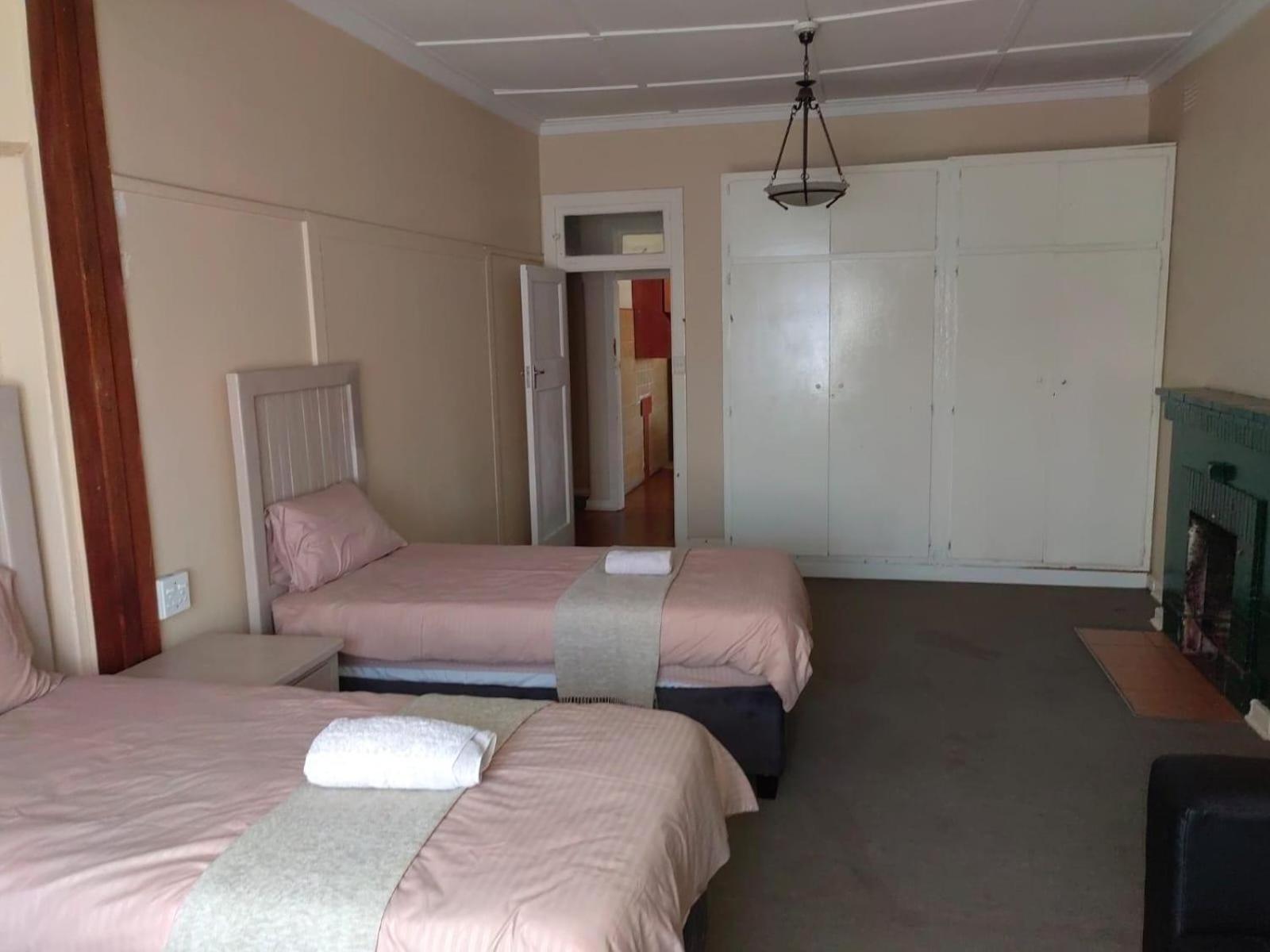 Sibahlenomhlambi Guesthouse Springs  Rum bild