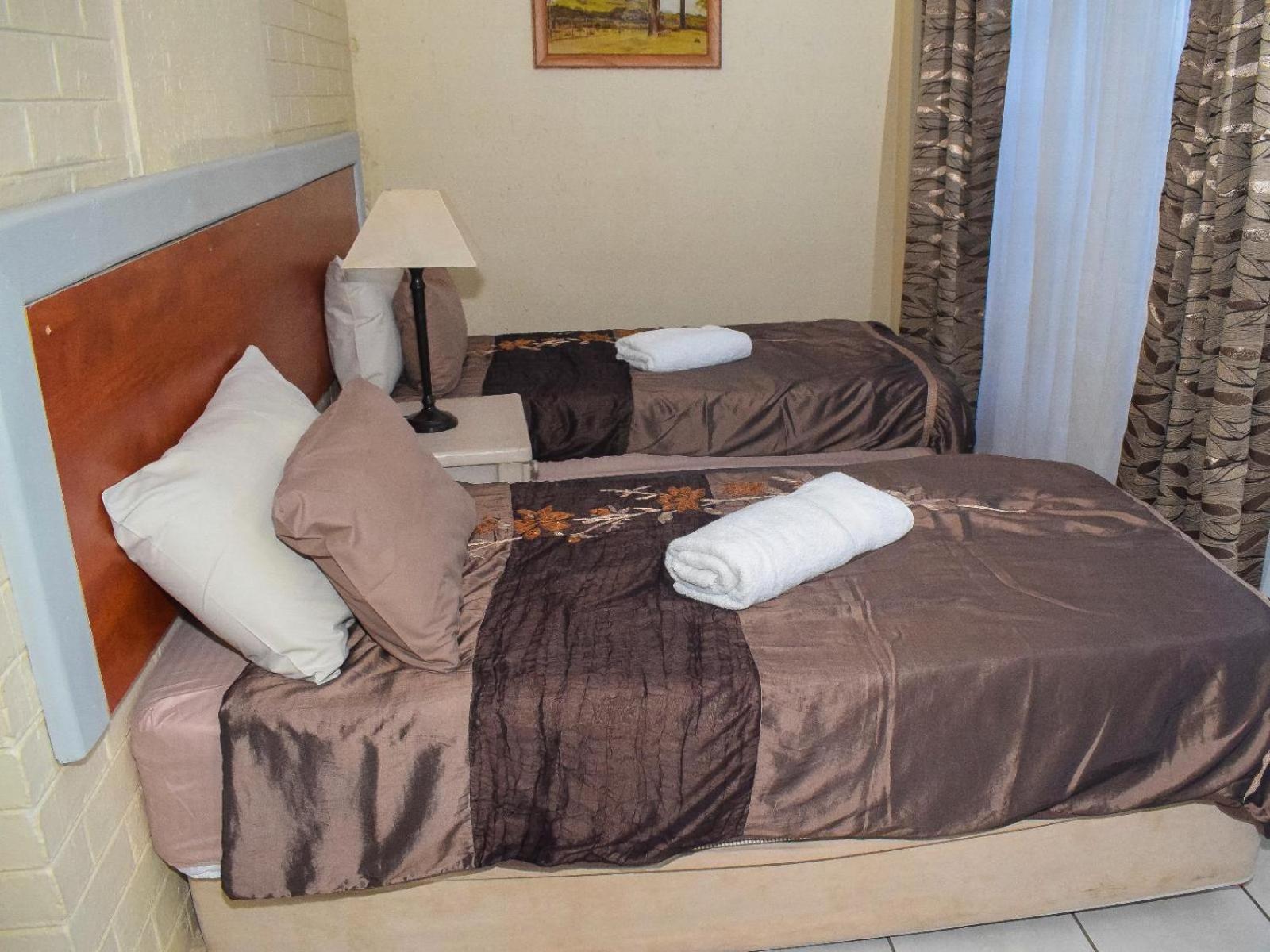 Sibahlenomhlambi Guesthouse Springs  Rum bild